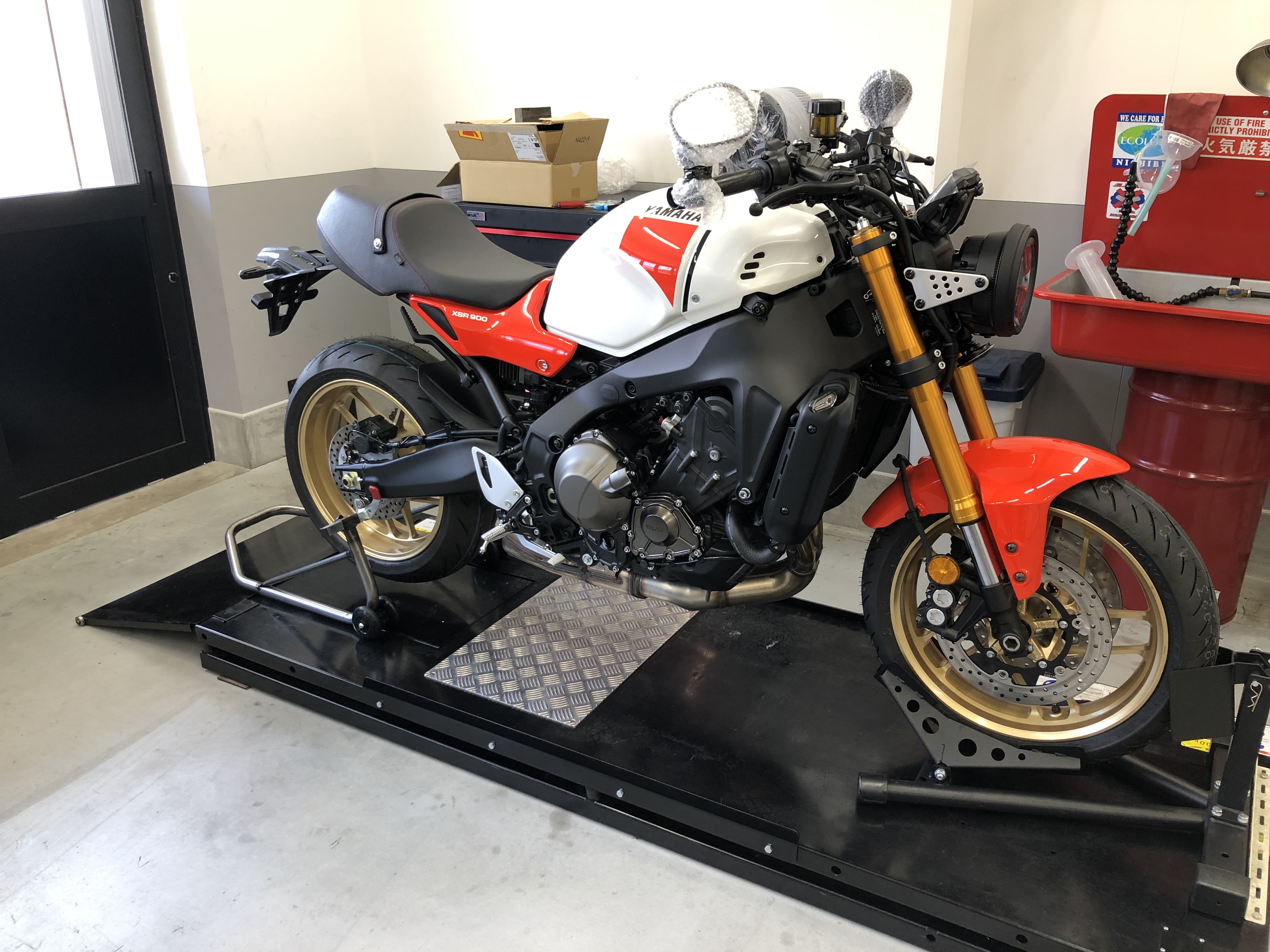 XSR900 22〜ウィンカー移設キット Amazon | ヤマハ発動機(Yamaha