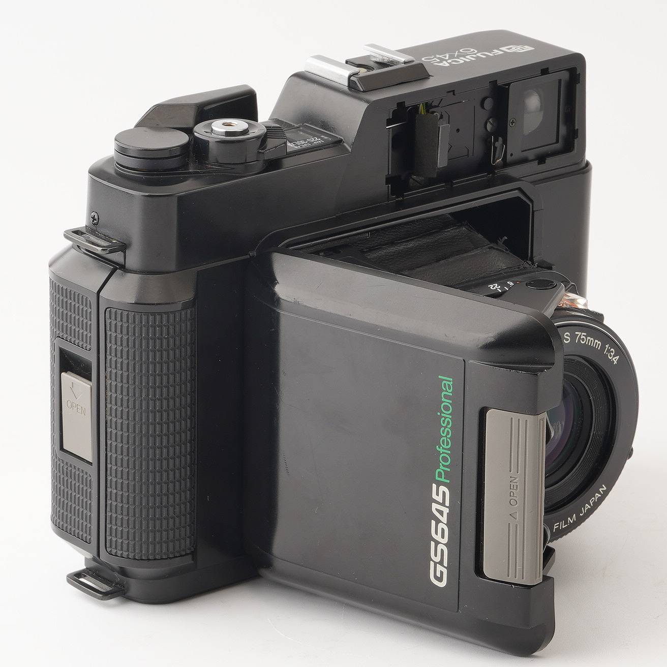 FUJICA GS645 Professinmal 75mm f3.4