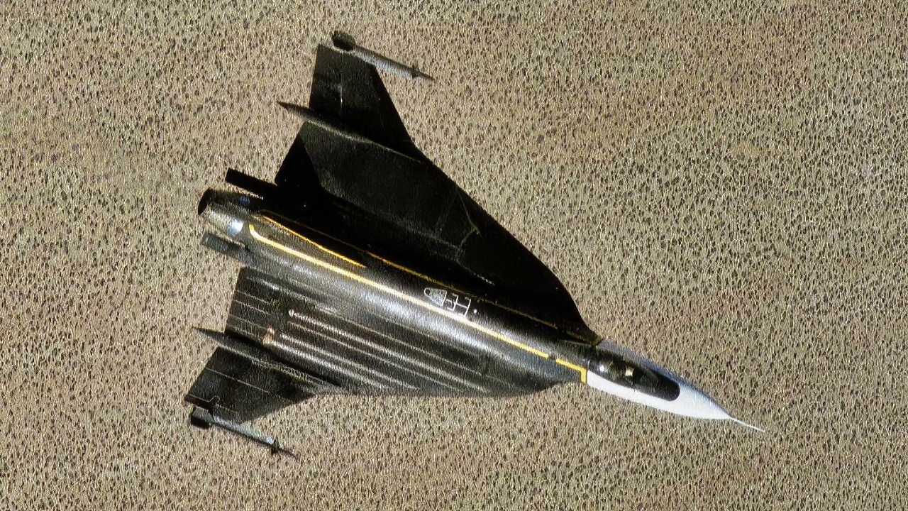 The Air Force's Big F-16XL 'Fighter-Bomber' What If Still Stings