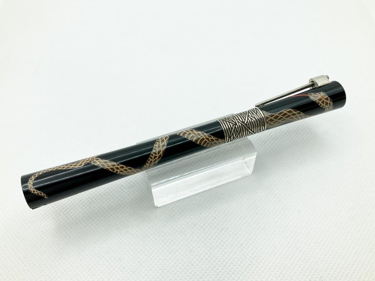 Waterman 万年筆 セレニテ スペシャルエディション 蒔絵 白蛇 | 万年筆