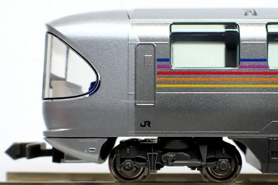 E26系「カシオペアクルーズ」入線です。 特製スリーブ仕様 KATO 10