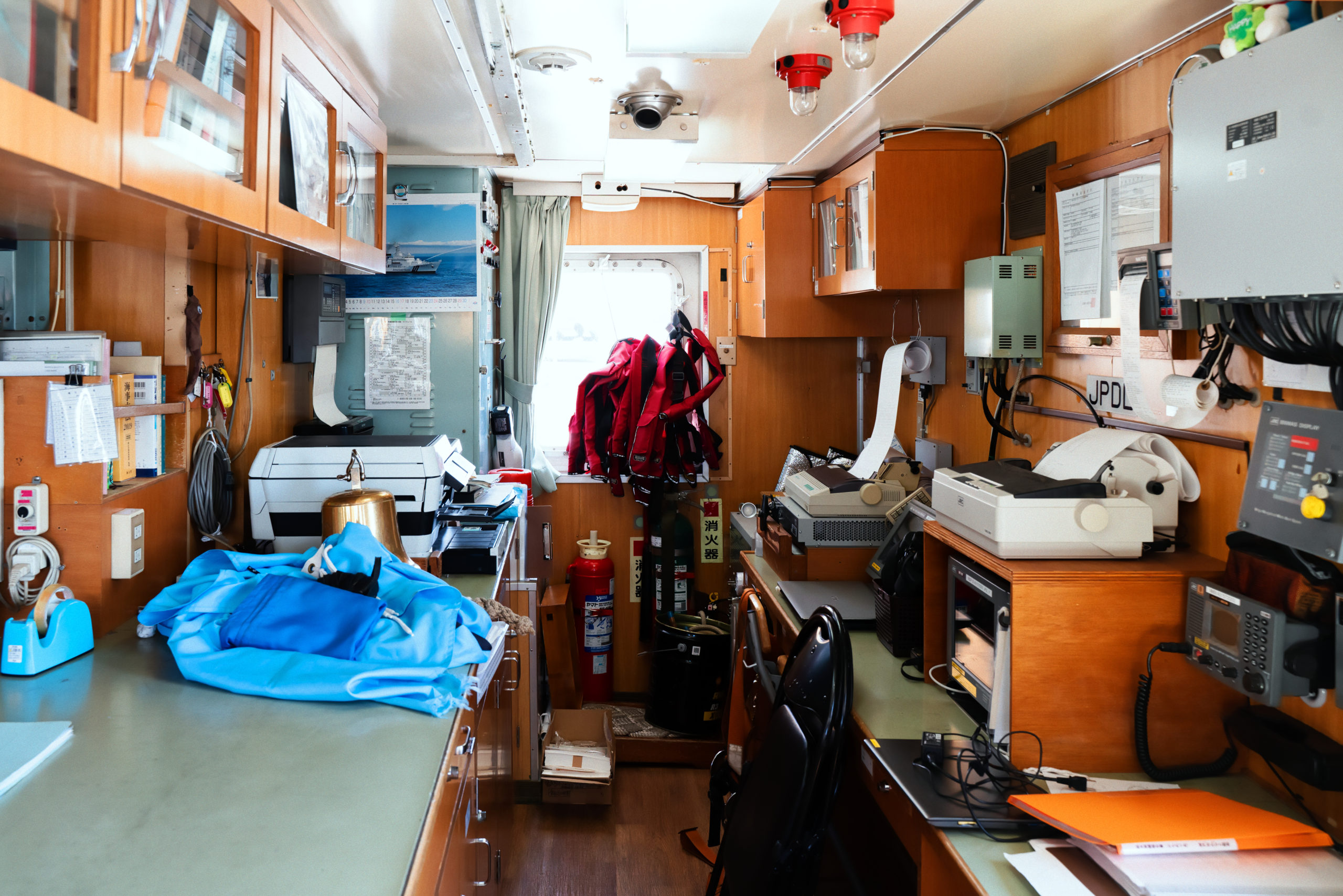 09 海の上の「普通の暮らし」【帆船みらいへ】 | 今井夕華のバック