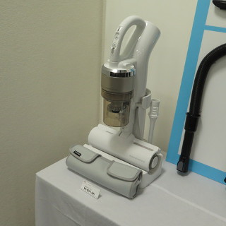 東芝からふとんクリーナー登場 - 必要なのは「ダニ除去」ではない