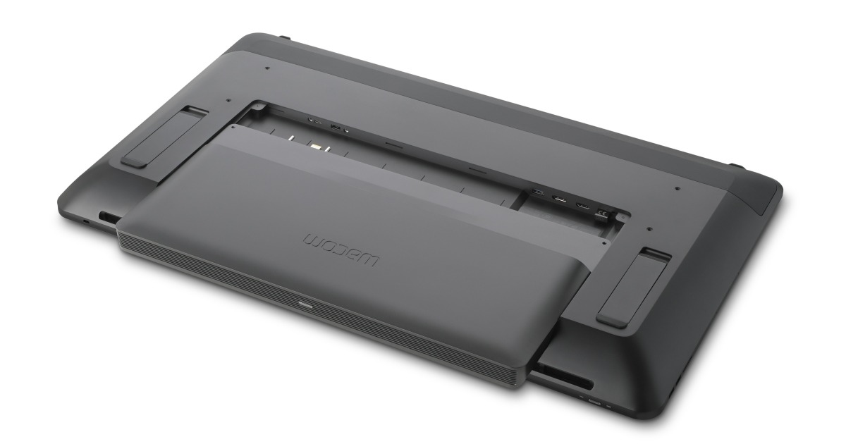 液タブ「Wacom Cintiq Pro 24」をオールインワン化するモジュールPC
