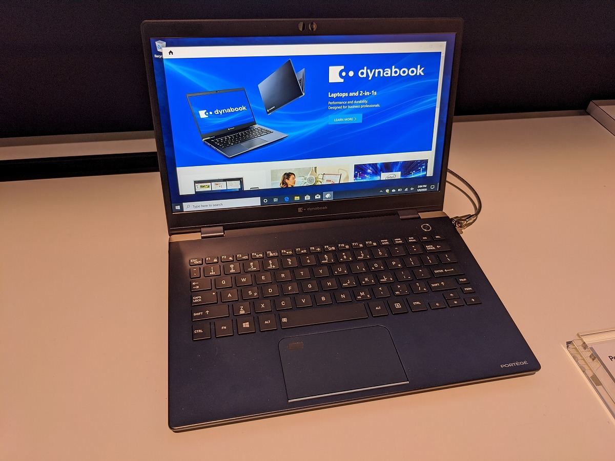 ☆軽量モデル830g☆ 第10世代i5 メモリ16GB dynabook アウトレット EE5