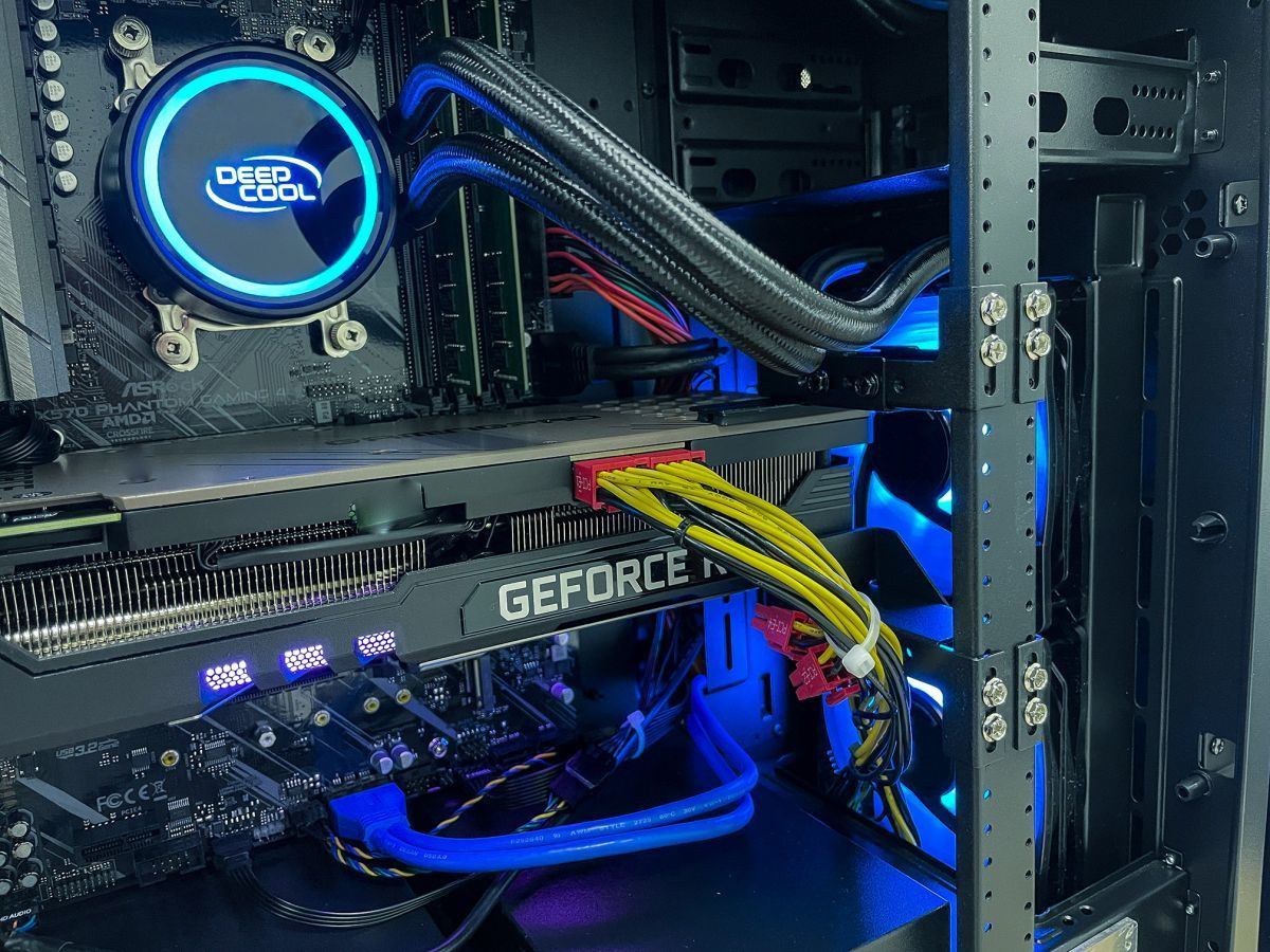 ドスパラ、第4世代Ryzen 5900Xと水冷のゲーミングデスクトップPC