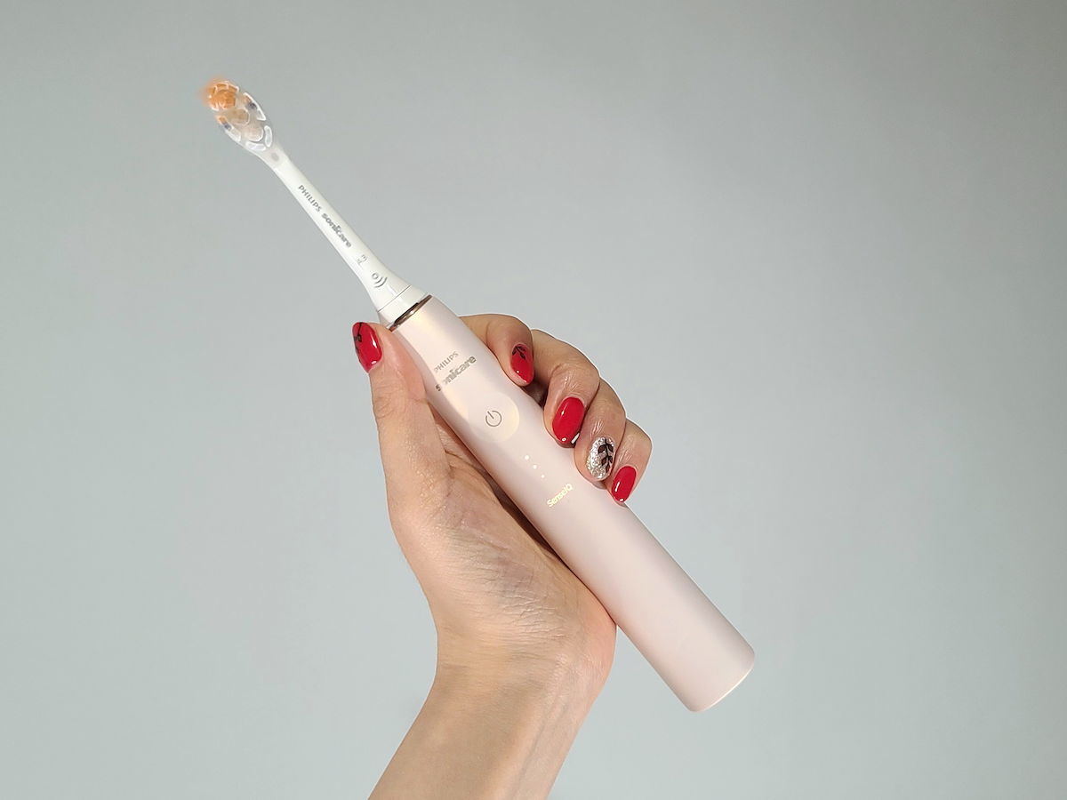 電動歯ブラシ「ソニッケアー 9900 プレステージ」、新ブラシで歯垢除去