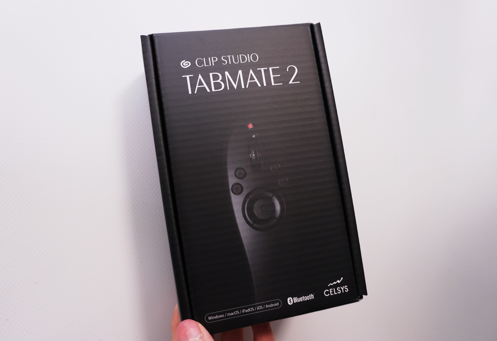 iPad＆iPhoneユーザー待望の片手デバイス「CLIP STUDIO TABMATE 2