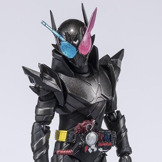 仮面ライダービルド』S.H.Figuartsよりラビットタンクハザードフォーム