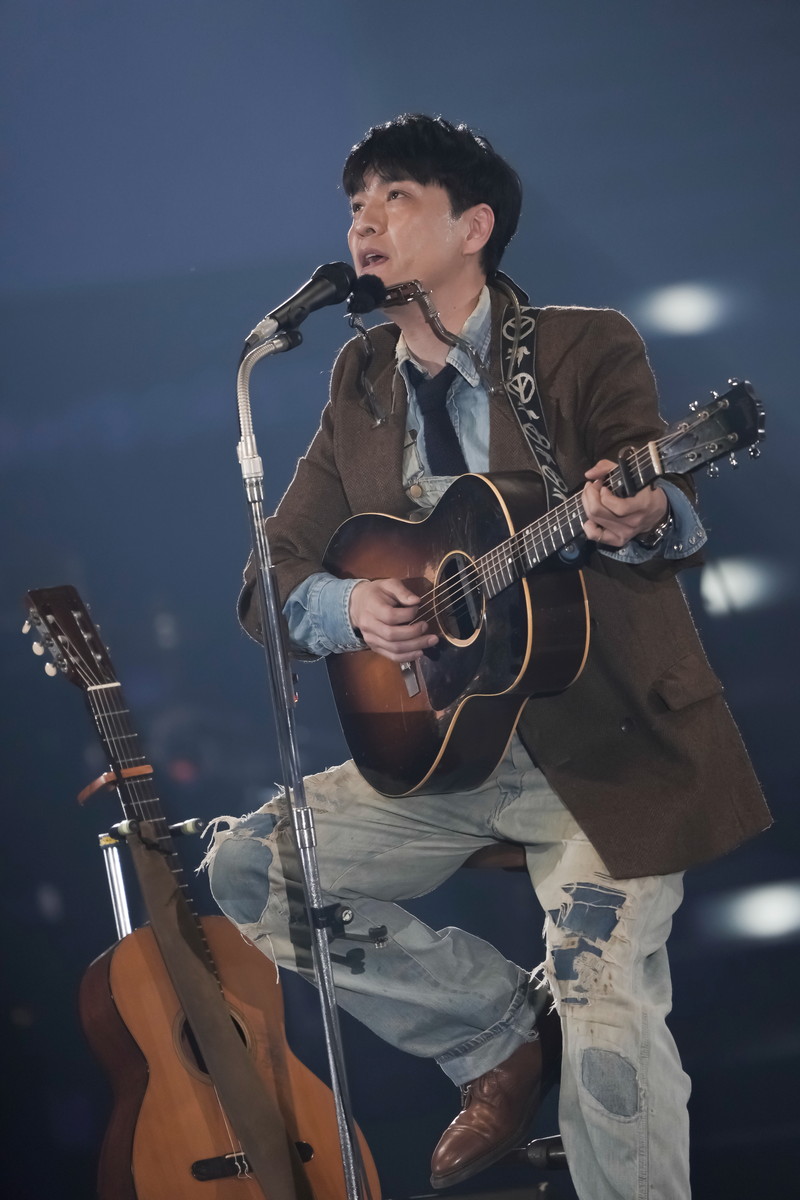 森山直太朗のライブ写真をお届け！ ギター弾き語りの祭典「ギター