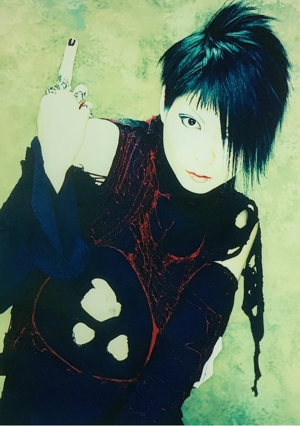 雅缶 MIYAVI MYV 雅-miyavi- Due'le quartz Stream miyavi | Listen to