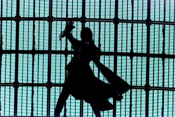 Ado、初のドームツアーで大きな変化「大嫌いな自分を受け入れて見せて