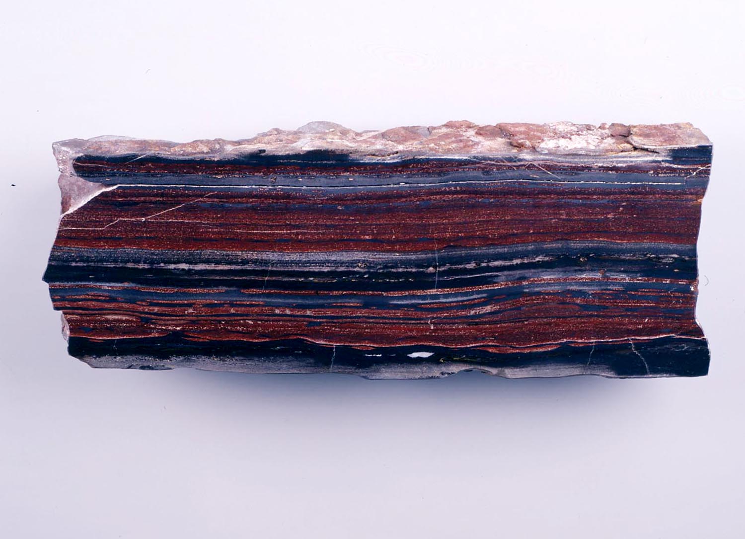 縞状鉄鉱石標本