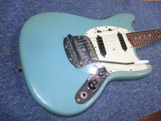 フェンダー・ムスタング - ネック逆反り｜フレット交換｜ナット交換