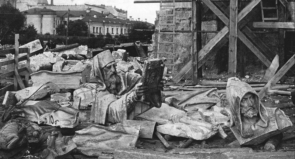 What might have happened if there had been no revolution in 1917