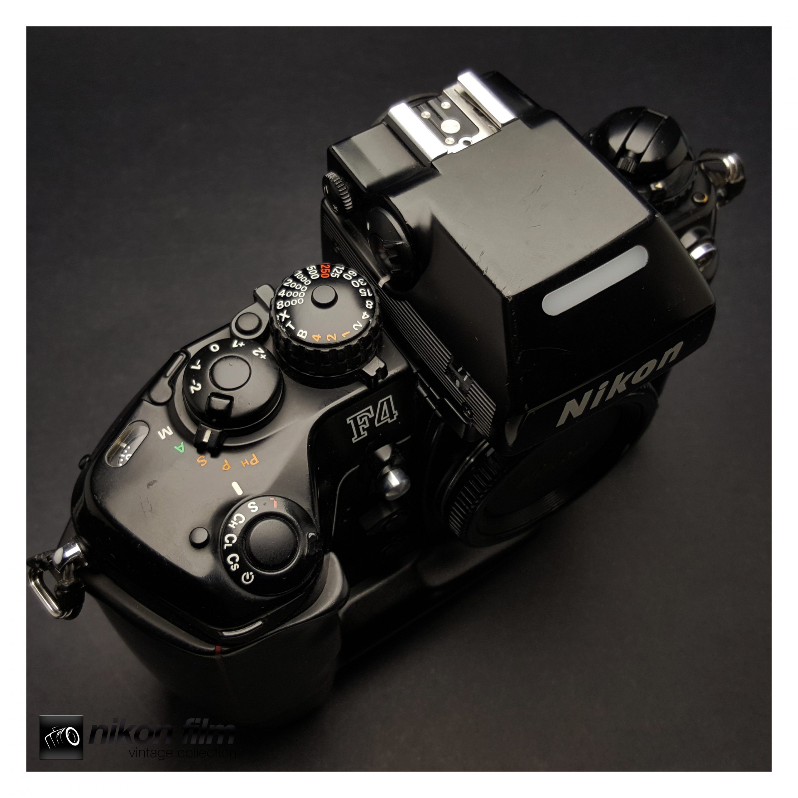 Nikon F4S (MB-21) - Boxed -