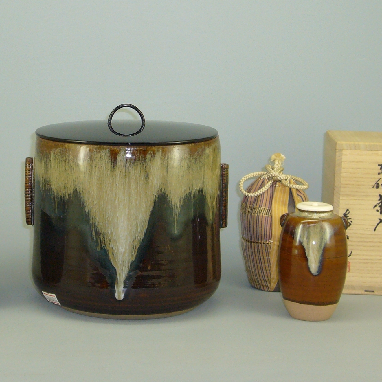 陶磁器 高取焼 肩衝茶入 高取焼 比古窯 藤崎寿山｜NA-utsuwa-(日本橋