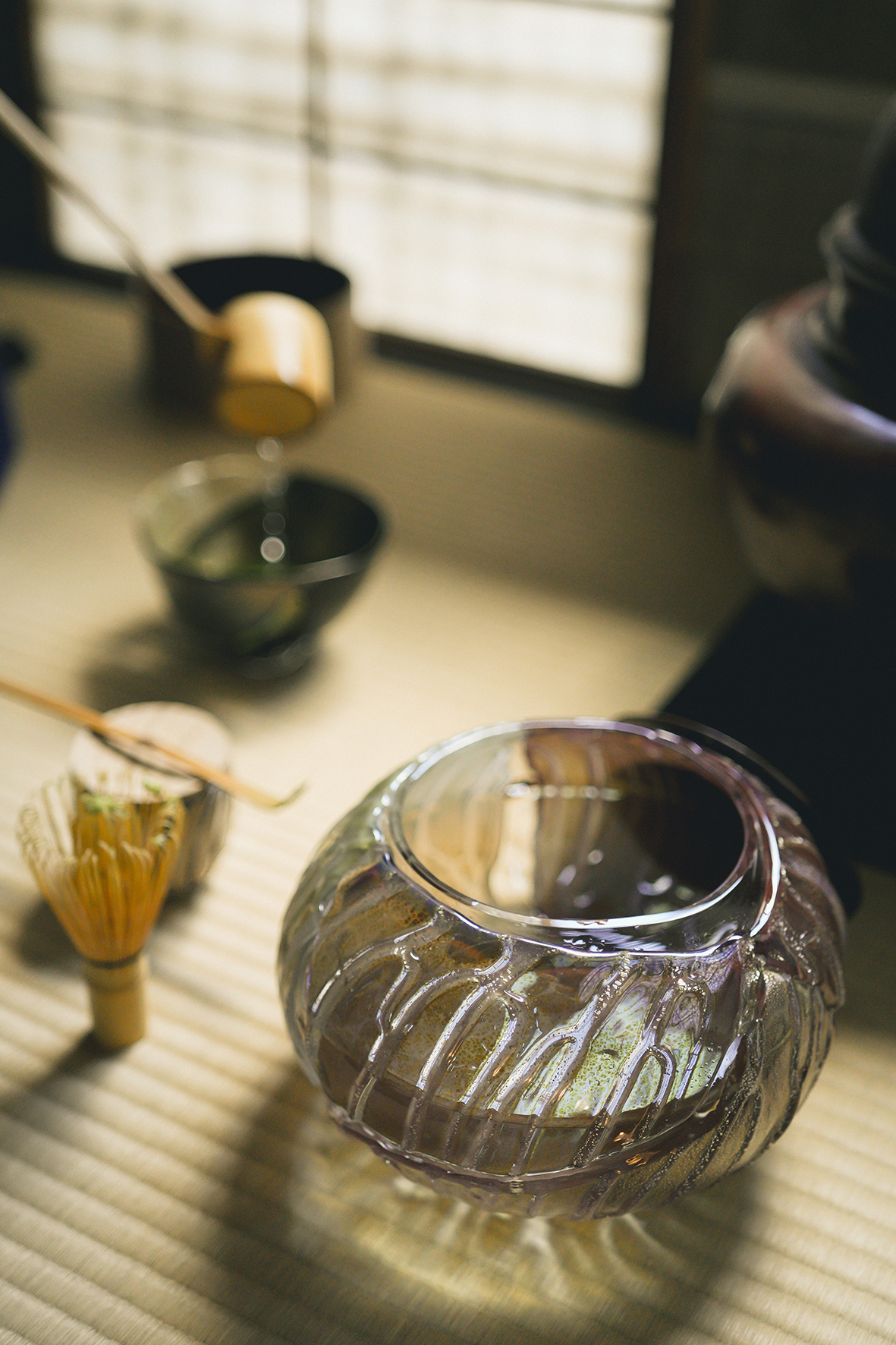 資産に☆西中千人☆脚付き☆瀟洒な器ガラス工芸品作家物