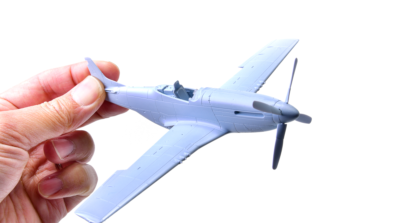 トップガン マーヴェリックでも登場 1/72 マスタング P51 塗装済完成品