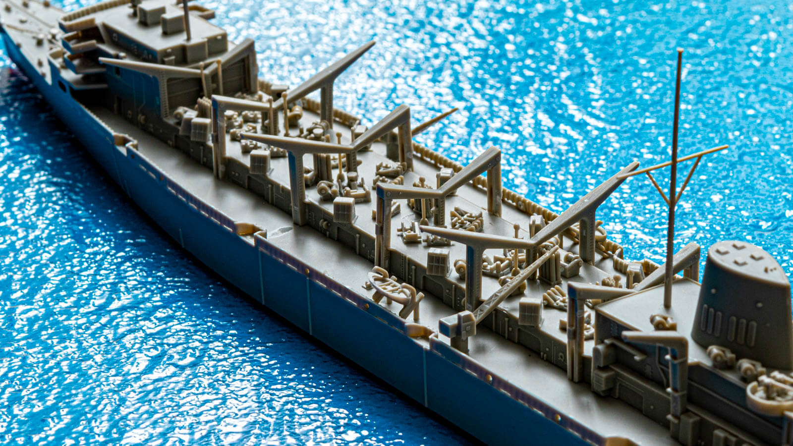 最後にイチゴが待っている、高速戦闘支援艦のプラモデル／ピットロード