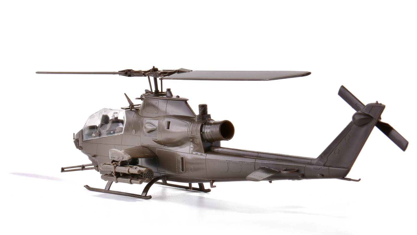 花金だ！仕事帰りに買うプラモ。箱を開けた瞬間から幸せなヘリプラモ