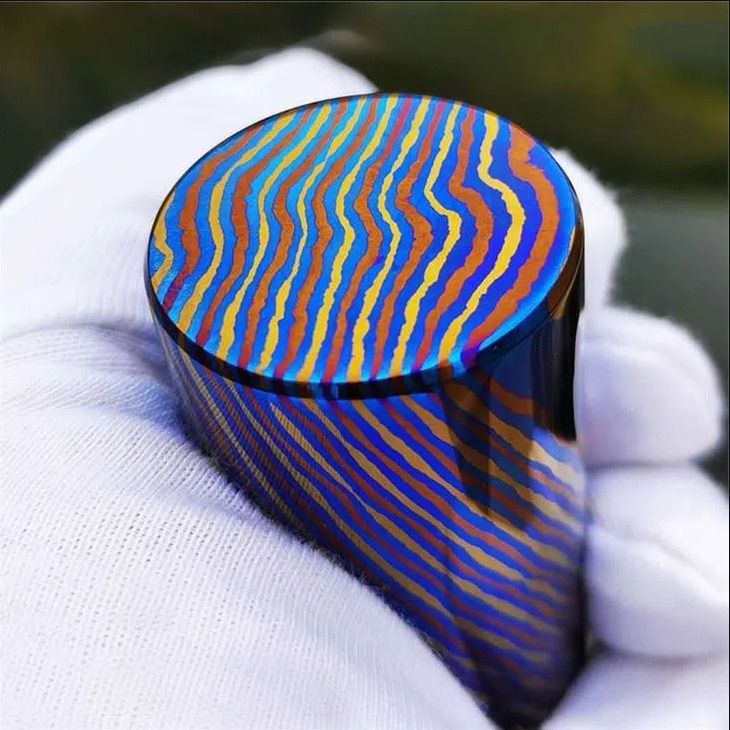 ティマスカス: チタン ダマスカスの究極ガイド