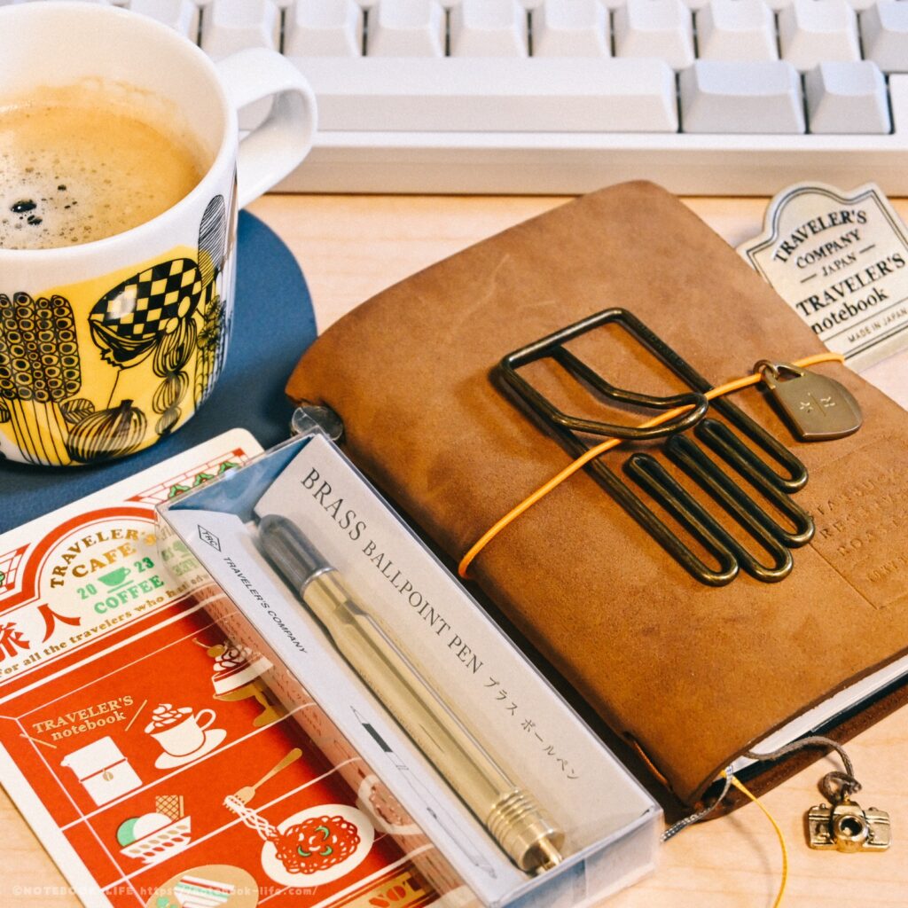 PRADA トラベラーズノート 付属ノート有り プラダ 限定 チャーム付き