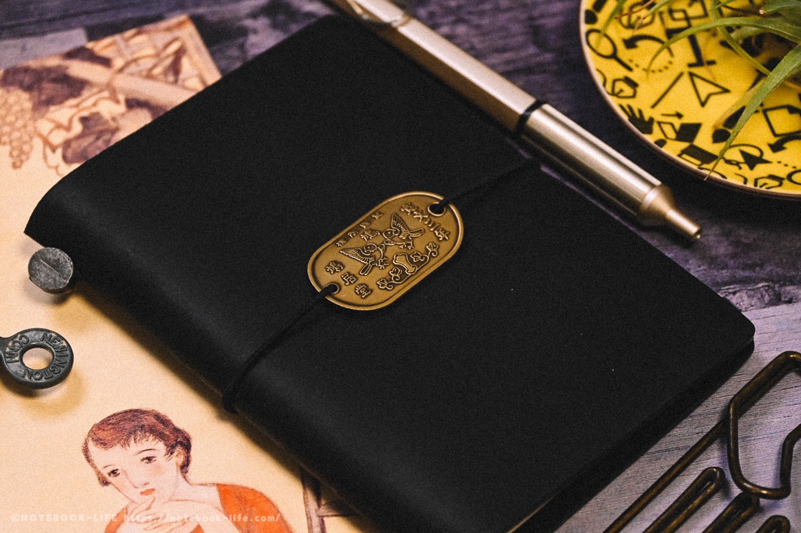 トラベラーズノート TOKYOエディション リフィル＋チャーム付き