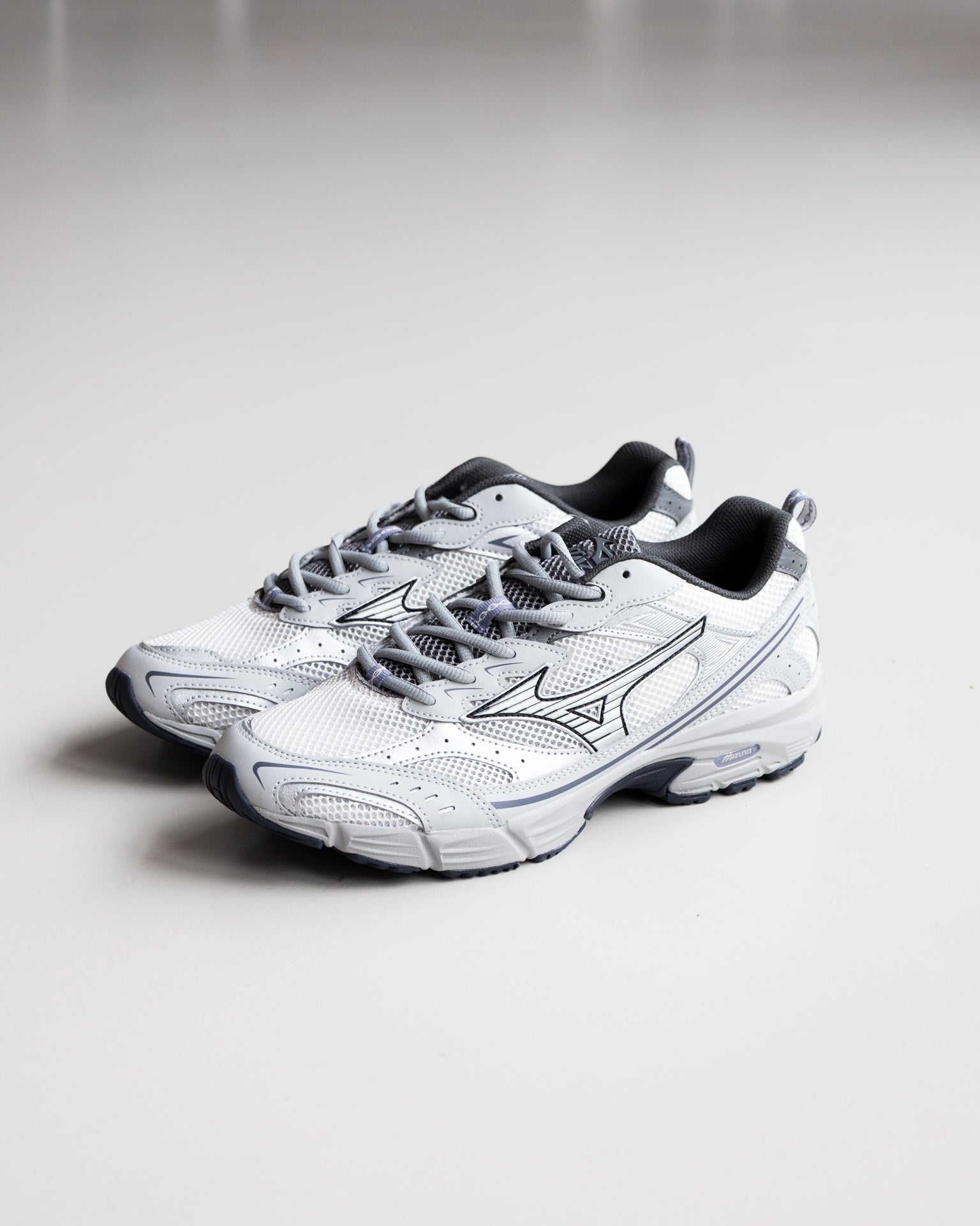 motimoti Silver White 1枚 2024 Kawasaki Ninja® ZX™-6R Pearl