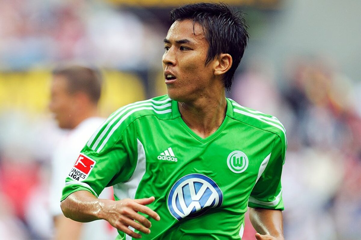 長谷部誠の引退会見…記者がハンカチで目を」ドイツ人記者と仲間に愛