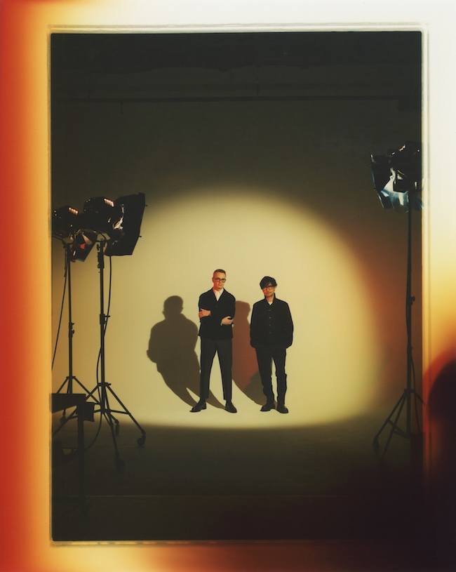 プラダ 青山店でニコラス・ウィンディング・レフン＆小島秀夫による