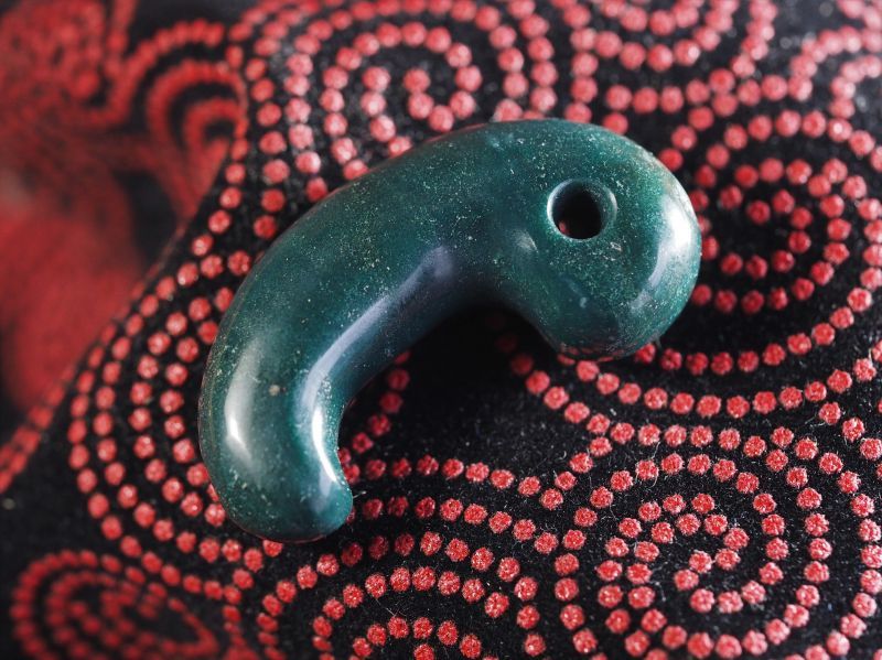 古墳時代・出雲石もどき勾玉（特大サイズ）