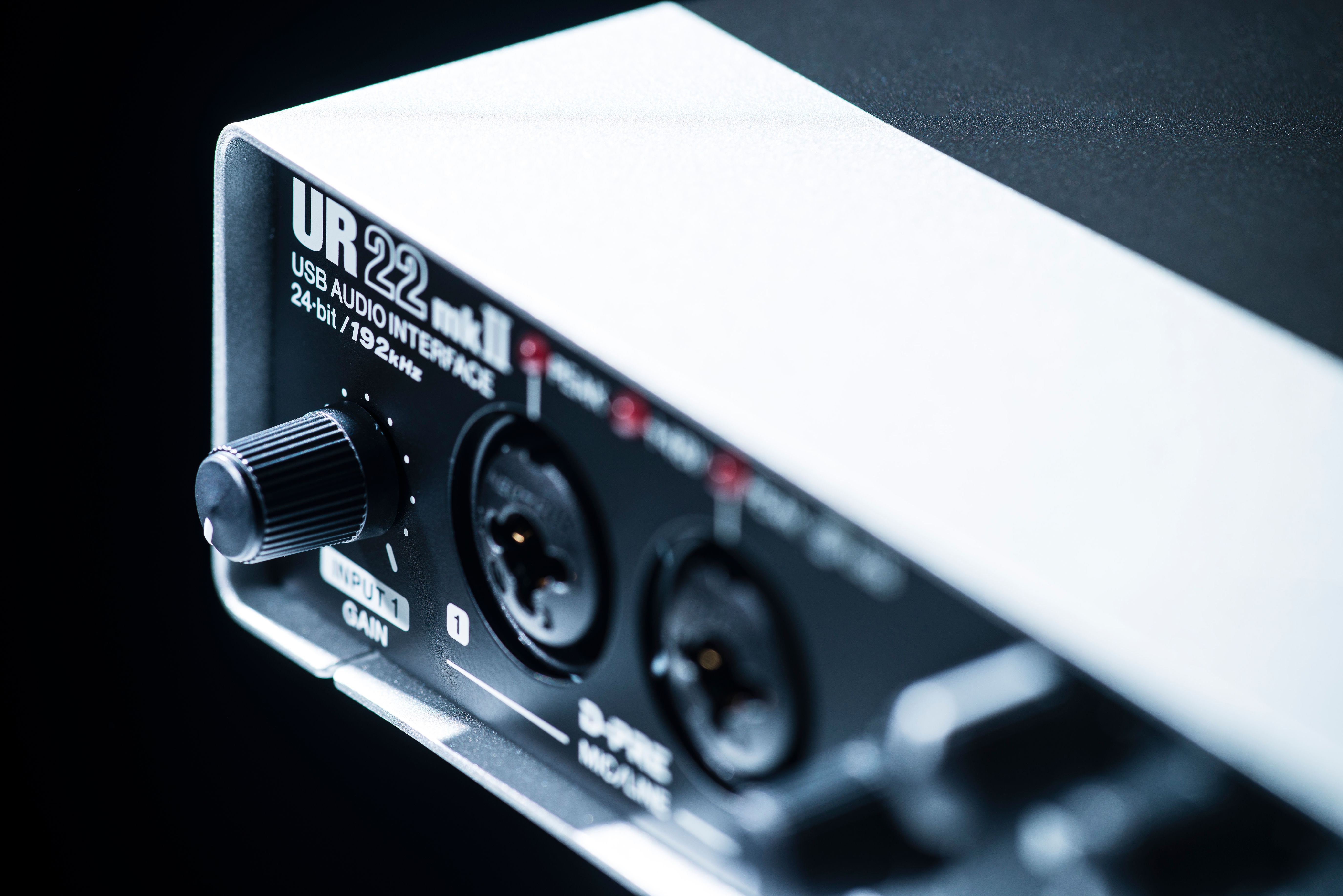 UR22mkII - コンパクト I/O のスタンダード | Steinberg