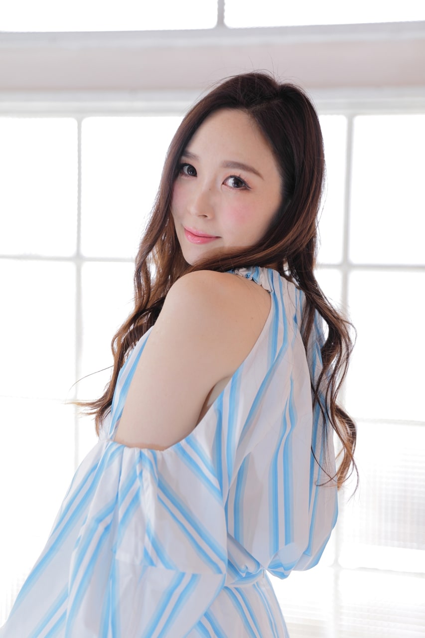 愛内里菜(垣内りか)【FC限定】商品&会報14冊&冊子&切り抜きなど