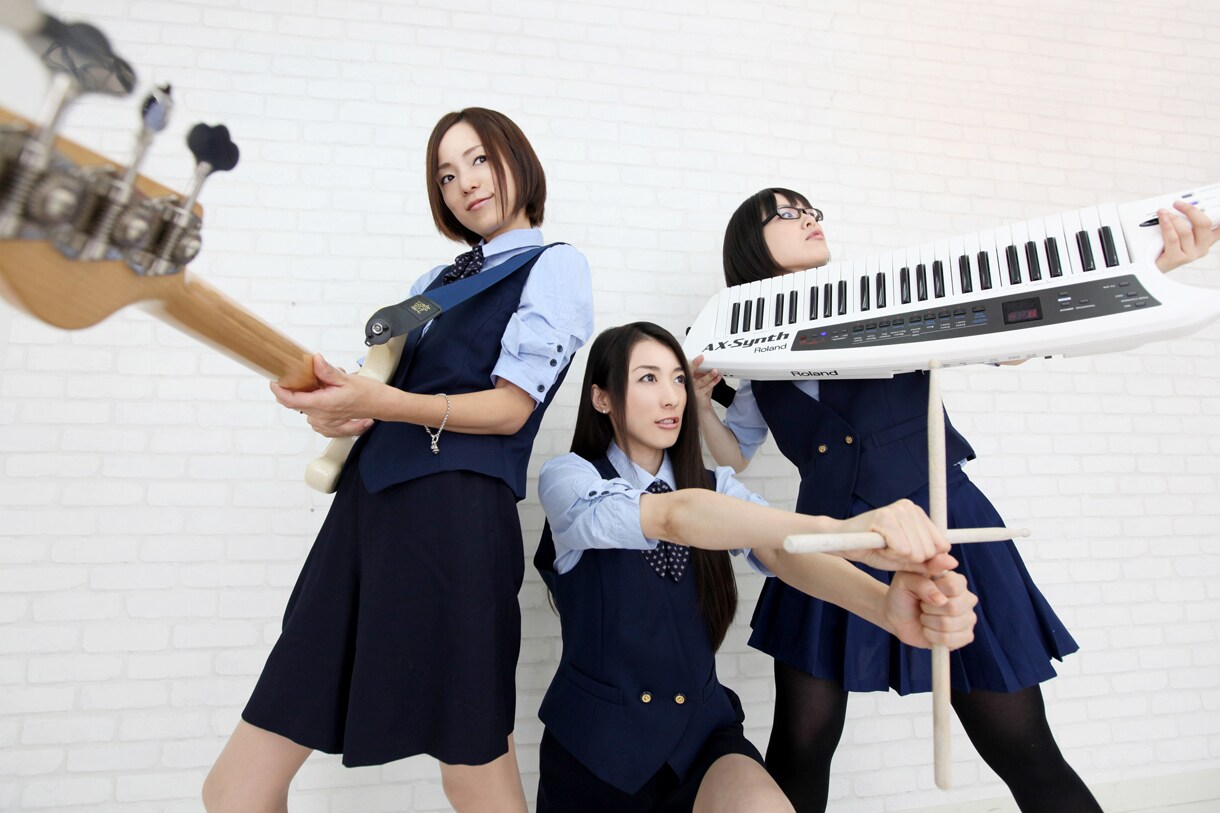 元チェキッ娘バンド・blue chee's解散 - 音楽ナタリー