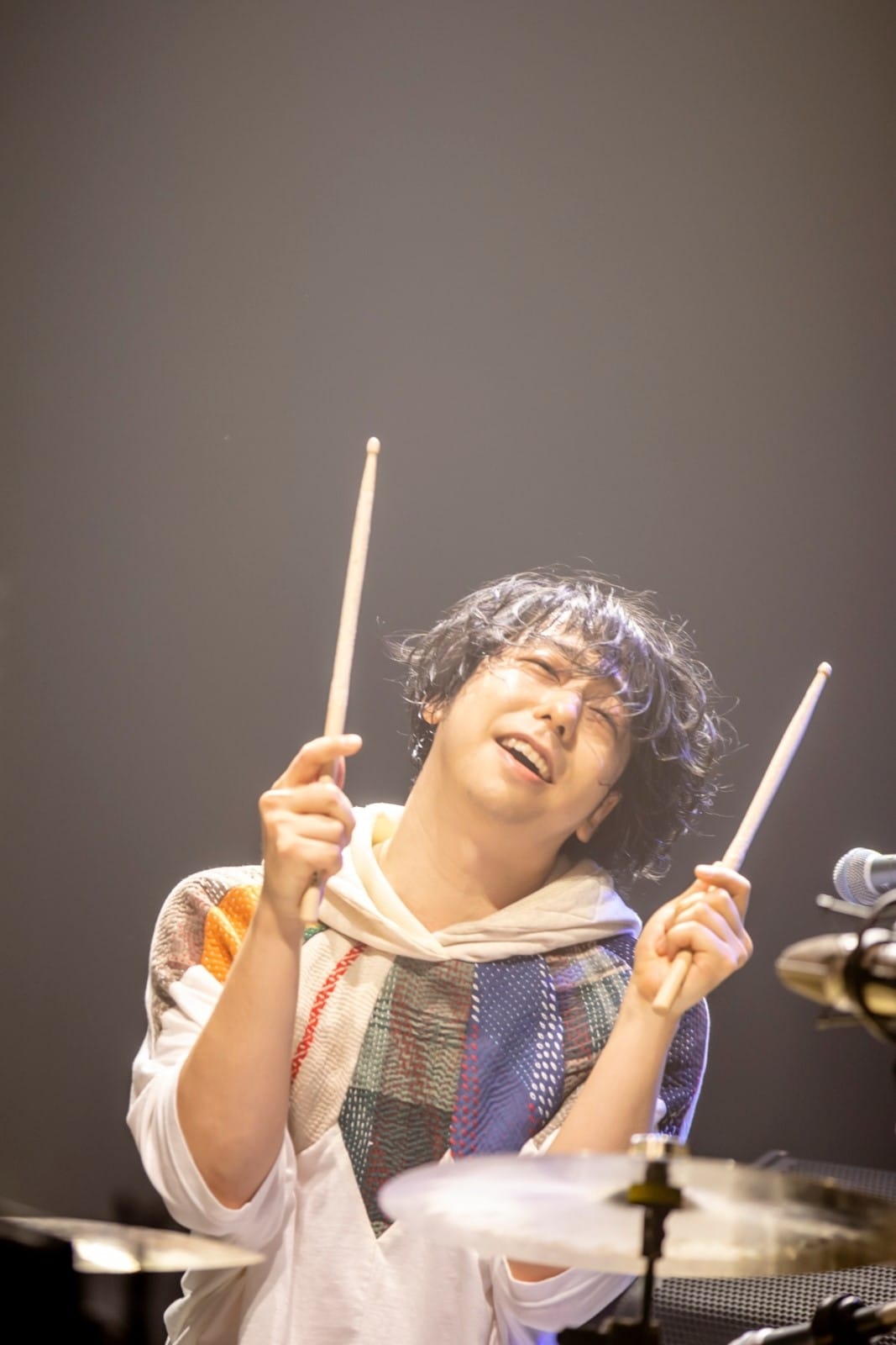 田淵智也（B / UNISON SQUARE GARDEN）（Photo by Viola Kam［V'z