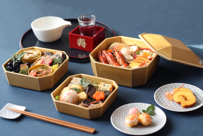 隅切重箱 重箱4点セット うす飴 | 小田陶器公式サイト