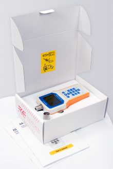 AA-230_ZOOM_inside_the_box-