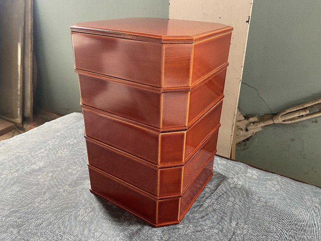 2024 三段重箱 古美術 鉢□三段重鉢 赤絵 窓菖蒲 唐草紋 陶器 お重 古美術