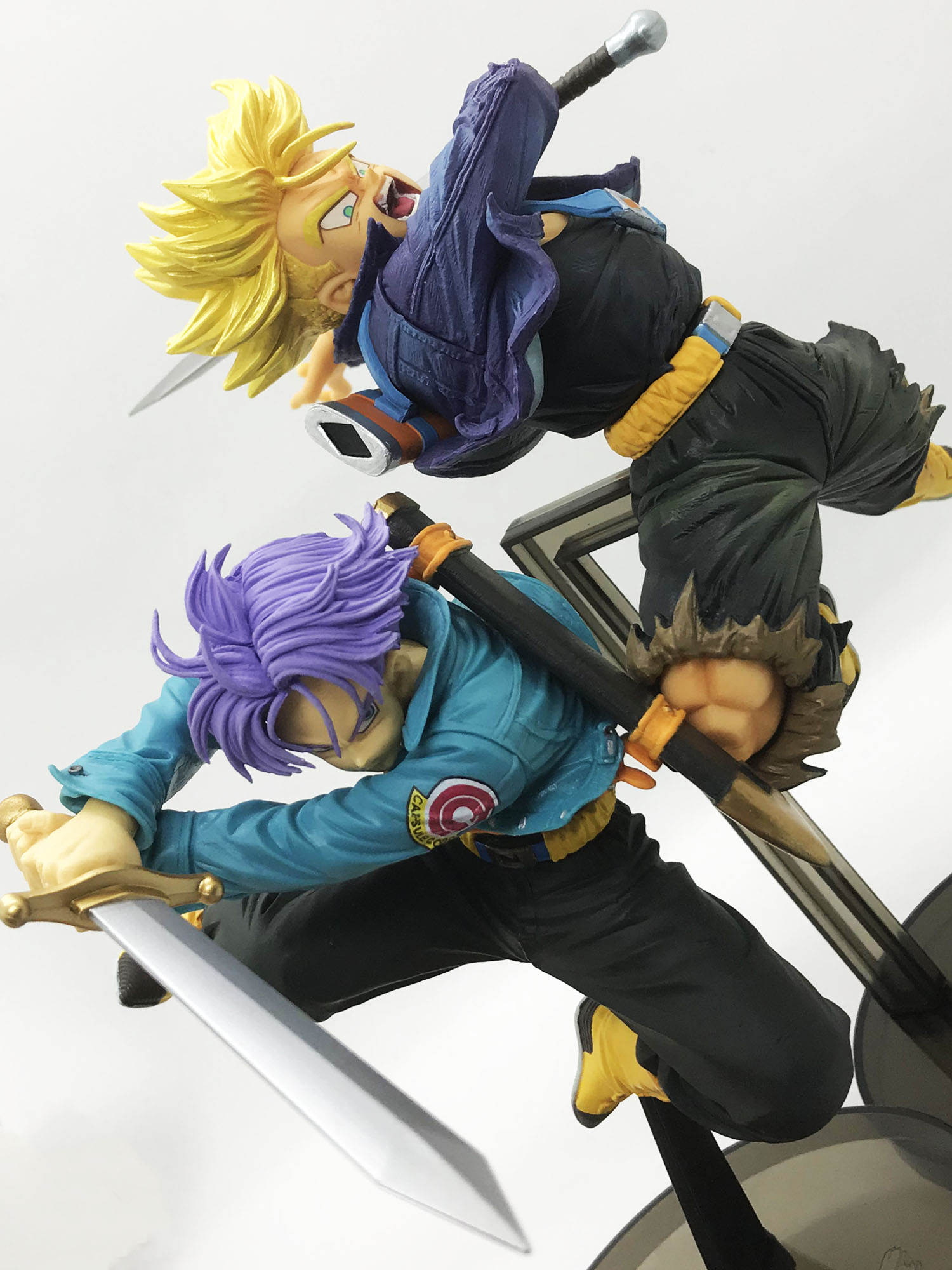 トランクス リペイントフィギュア レジェンズコラボ