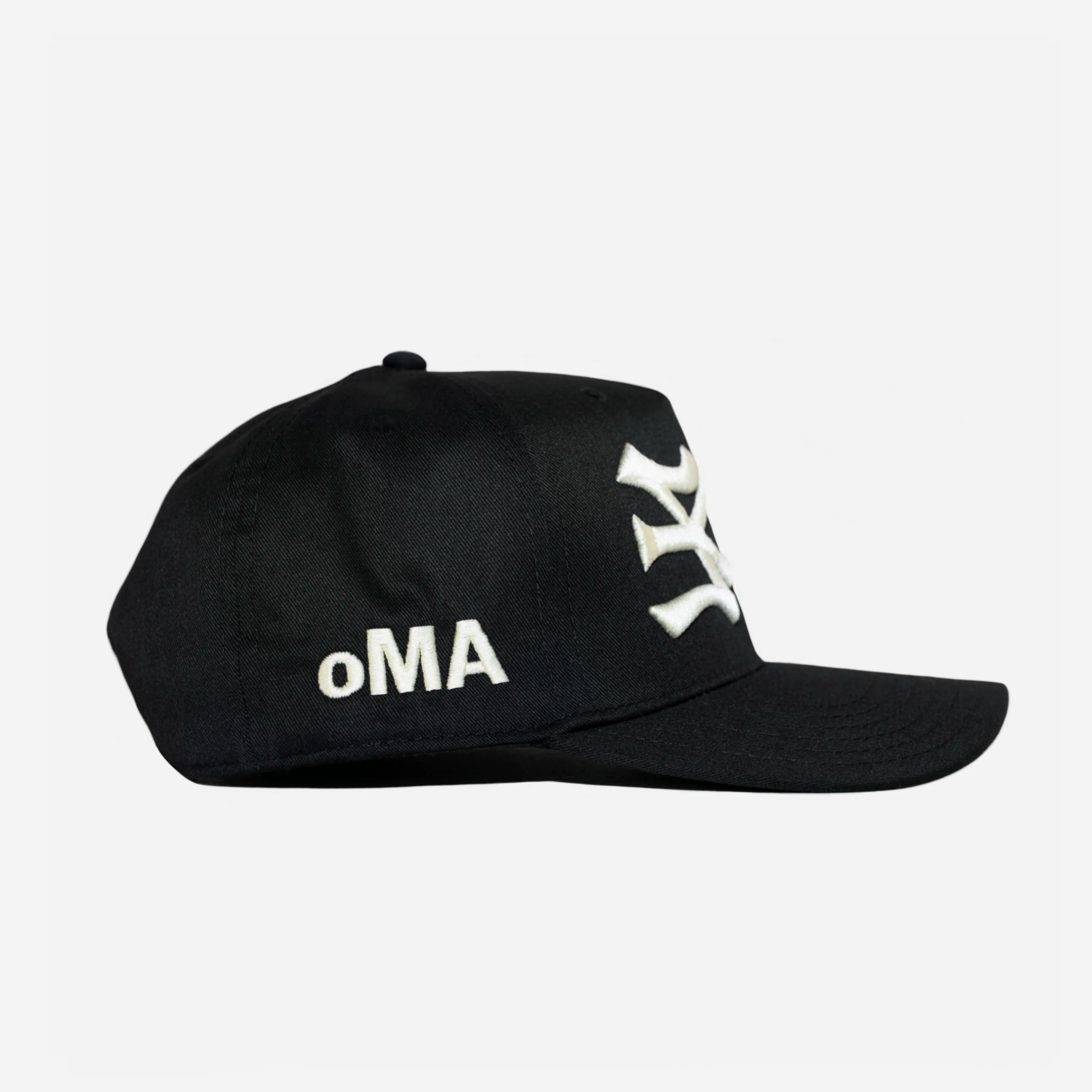 oMA STUDIOS LA LA CHAIN STITCH HAT