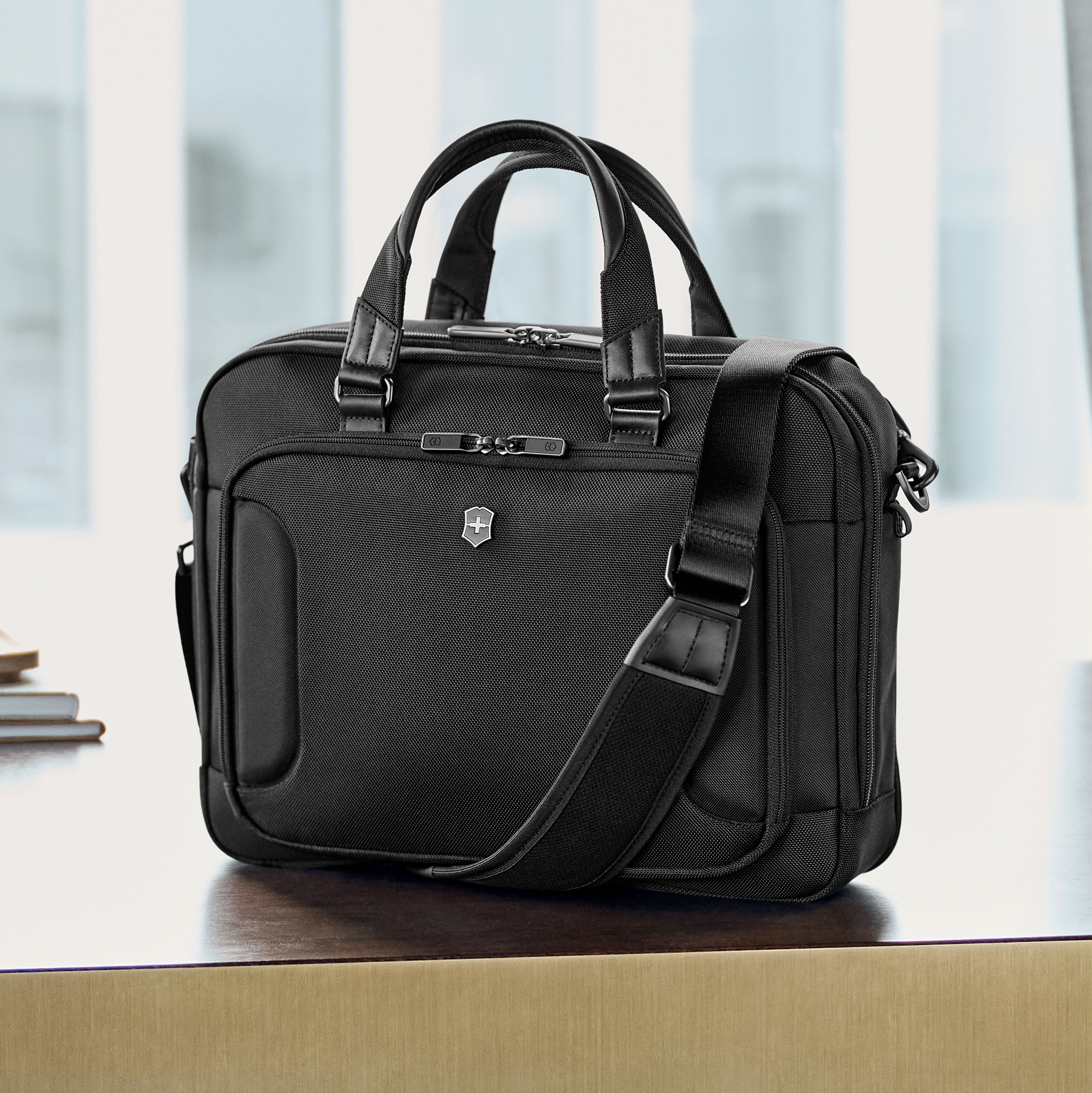 ビジネストラベルを革新。ビクトリノックス「ワークス トラベラー 7.0