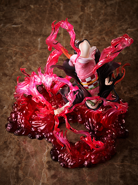 鬼滅の刃 竈門禰豆子＜爆血＞1/8スケールフィギュア