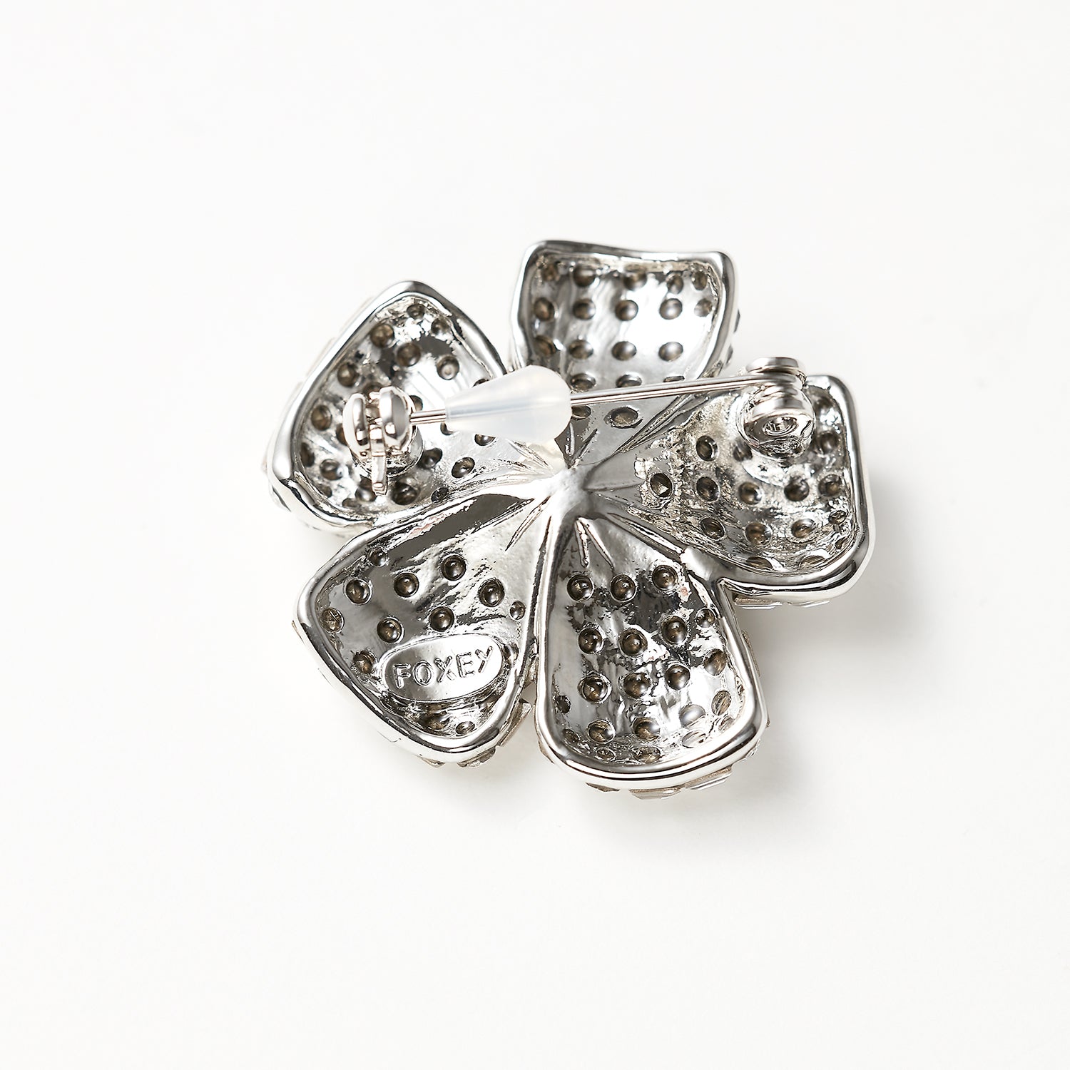 フォクシーブローチ