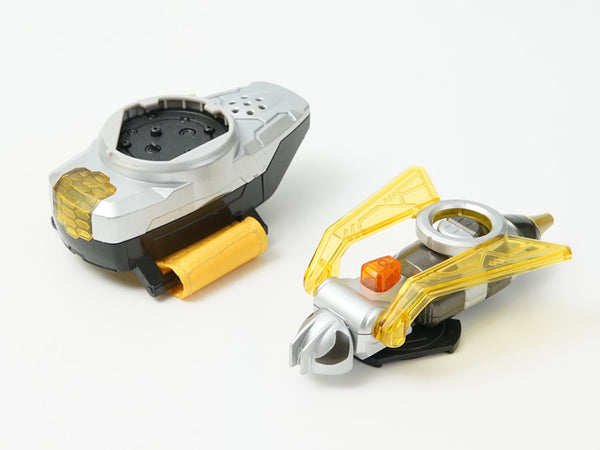 仮面ライダーカブト 変身ブレス ザビーゼクター [箱・説なし/破損あり