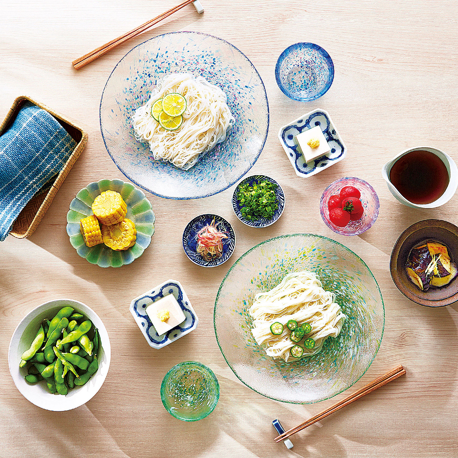 花びら型ガラス皿 たぐちんビルデザイン 花びら型ガラス皿 たぐちん