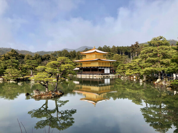 金閣寺庭園（鹿苑寺庭園） ― 世界遺産／庭の国宝…京都市北区の庭園