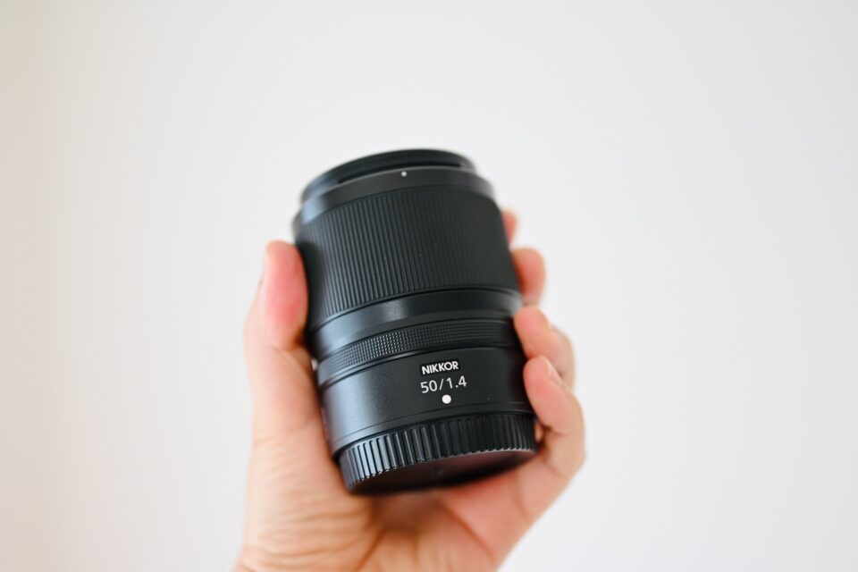 ✨超美品✨人気の単焦点レンズ✨Nikon AF 50mm F1.4 D Amazon.co.jp