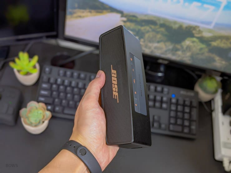 BOSEのポータブルスピーカー「SoundLink Mini Ⅱ」でデスクがカフェに