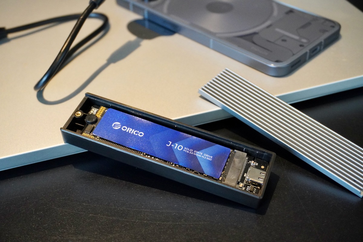 ORICO J10 1TB M.2 NVMe SSD レビュー：コスパ良好でヒートシンクも